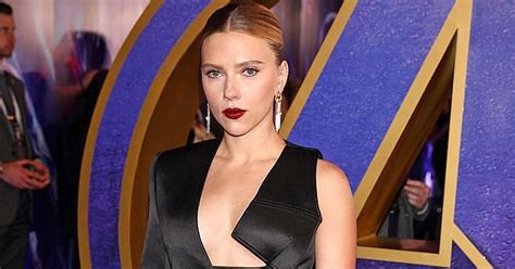 scarlett johansson bush|12 Times Scarlett Johansson Showed Off More Than She Should。